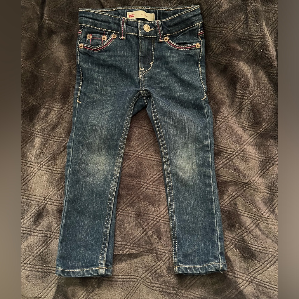 Levis 711 2t